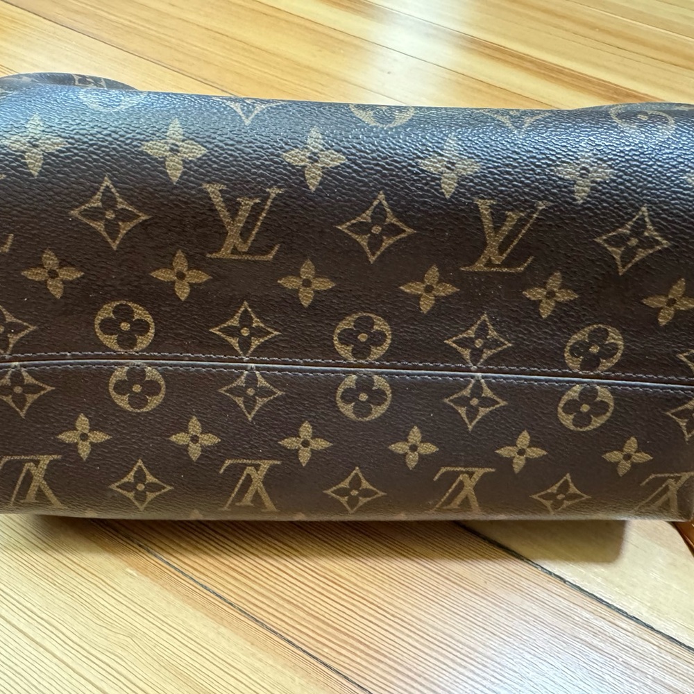 Louis Vuitton Turenne GM size - Picture 6 of 14